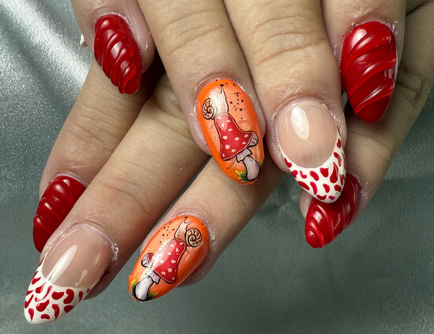 Nail art automne fait main, champignons