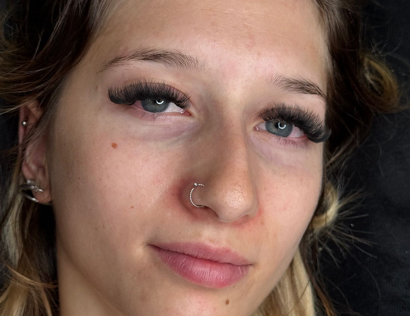 Extensions de cils volume